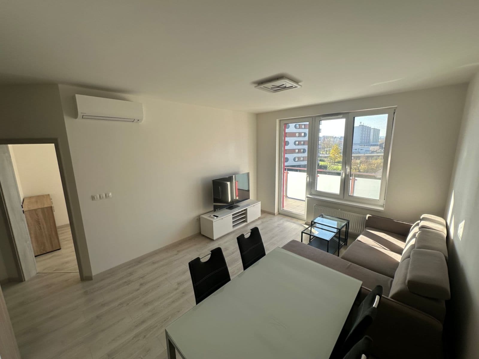 Pronájem bytu 2+1 53 m², Bosákova, Petržalka, Bratislavský kraj Pronájem bytu 2+1 53 m², Bosákova, Petržalka, Bratislavský kraj