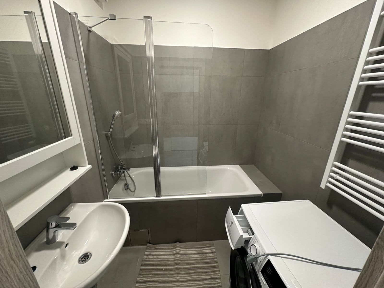 Pronájem bytu 2+1 53 m², Bosákova, Petržalka, Bratislavský kraj Pronájem bytu 2+1 53 m², Bosákova, Petržalka, Bratislavský kraj