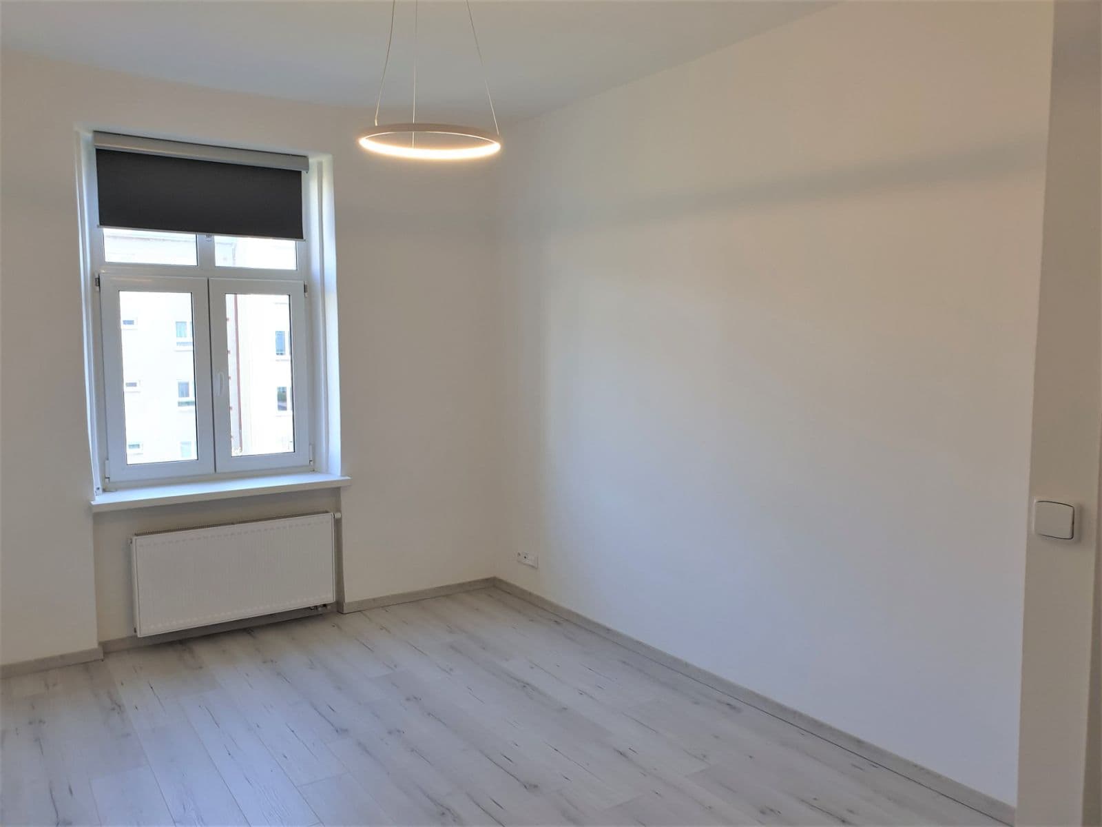 Pronájem bytu 12 m², Dobrovského, Brno, Jihomoravský kraj Pronájem bytu 12 m², Dobrovského, Brno, Jihomoravský kraj