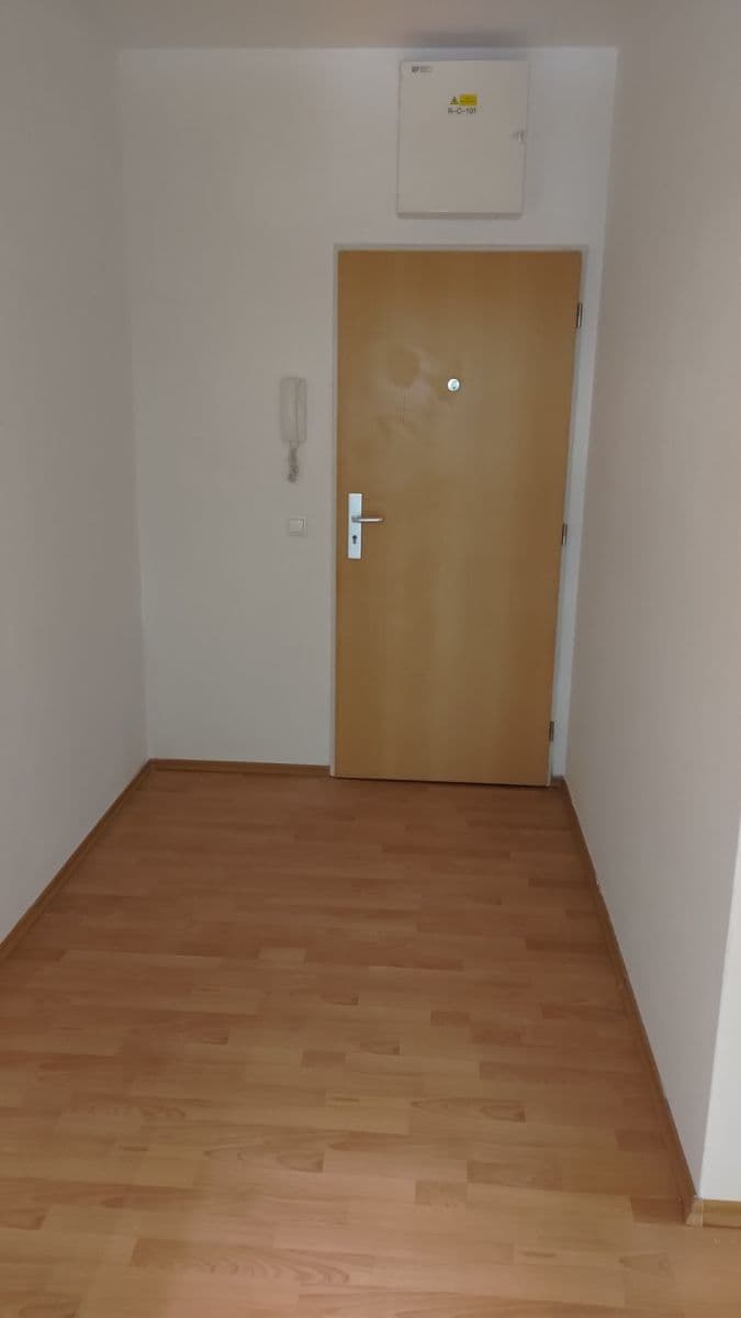 Pronájem bytu 2+kk 54 m², Václava Rady, Praha, Praha Pronájem bytu 2+kk 54 m², Václava Rady, Praha, Praha