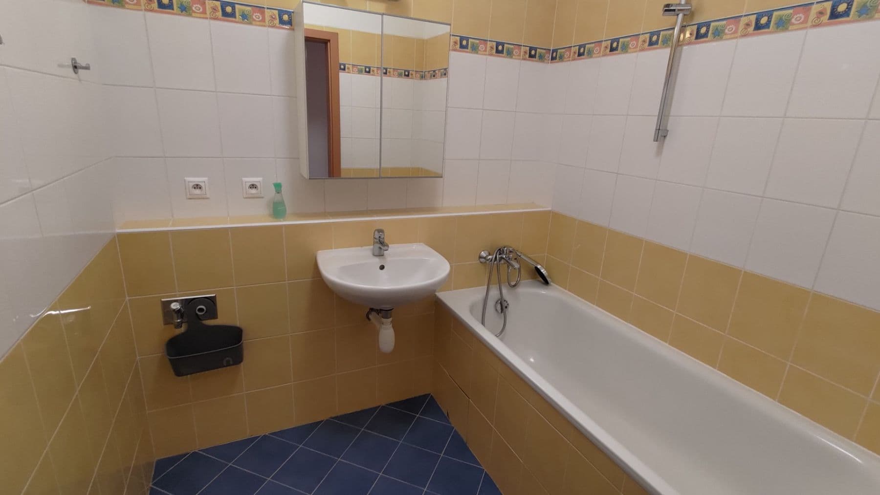 Pronájem bytu 2+kk 54 m², Václava Rady, Praha, Praha Pronájem bytu 2+kk 54 m², Václava Rady, Praha, Praha