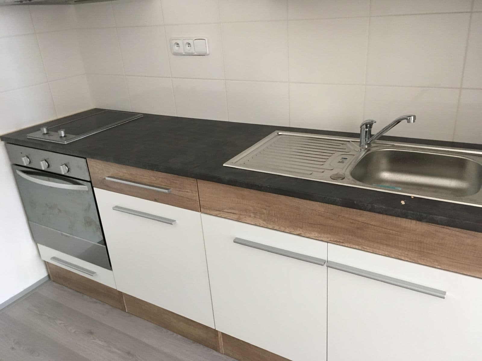 Pronájem bytu 2+kk 46 m², K Výtopně, Praha, Praha Pronájem bytu 2+kk 46 m², K Výtopně, Praha, Praha