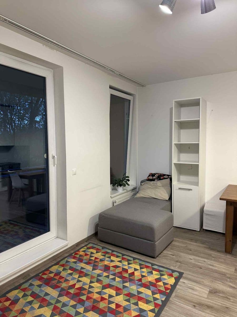 Pronájem bytu 1+kk 39 m², Ungarova, Praha, Praha Pronájem bytu 1+kk 39 m², Ungarova, Praha, Praha