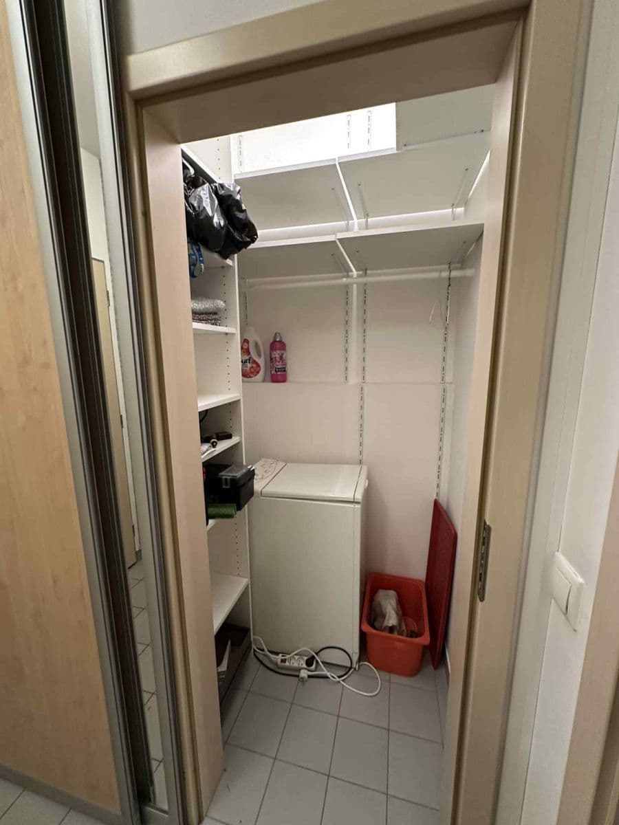 Pronájem bytu 1+kk 39 m², Ungarova, Praha, Praha Pronájem bytu 1+kk 39 m², Ungarova, Praha, Praha