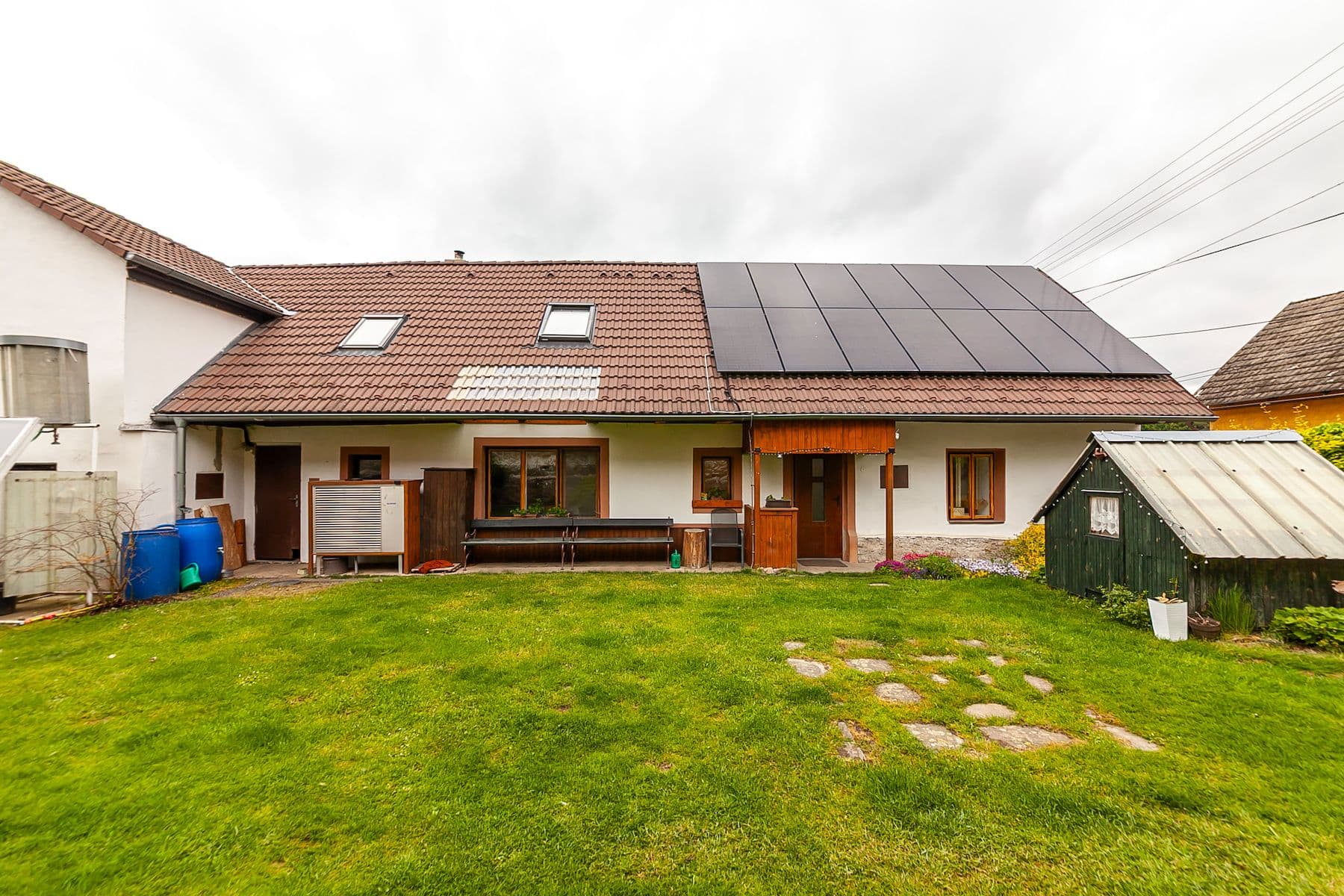 Prodej domu 200 m², pozemek 383 m², Pravonín, Středočeský kraj Prodej domu 200 m², pozemek 383 m², Pravonín, Středočeský kraj