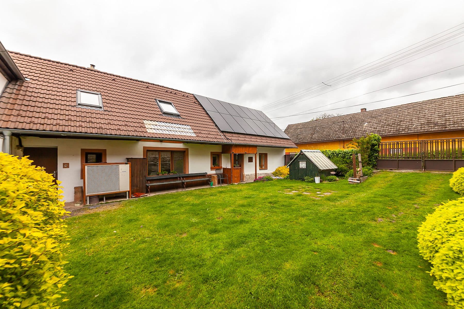 Prodej domu 200 m², pozemek 383 m², Pravonín, Středočeský kraj Prodej domu 200 m², pozemek 383 m², Pravonín, Středočeský kraj