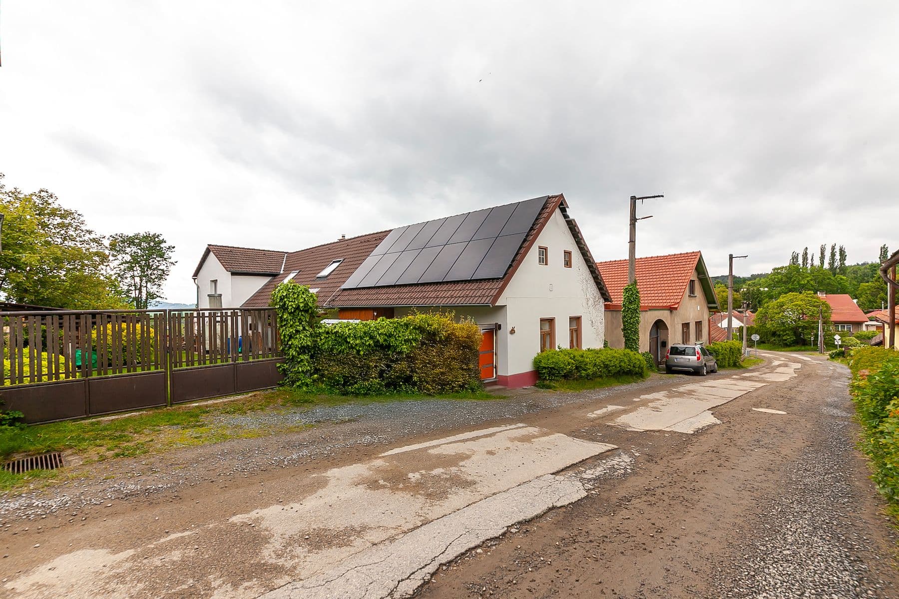 Prodej domu 200 m², pozemek 383 m², Pravonín, Středočeský kraj Prodej domu 200 m², pozemek 383 m², Pravonín, Středočeský kraj