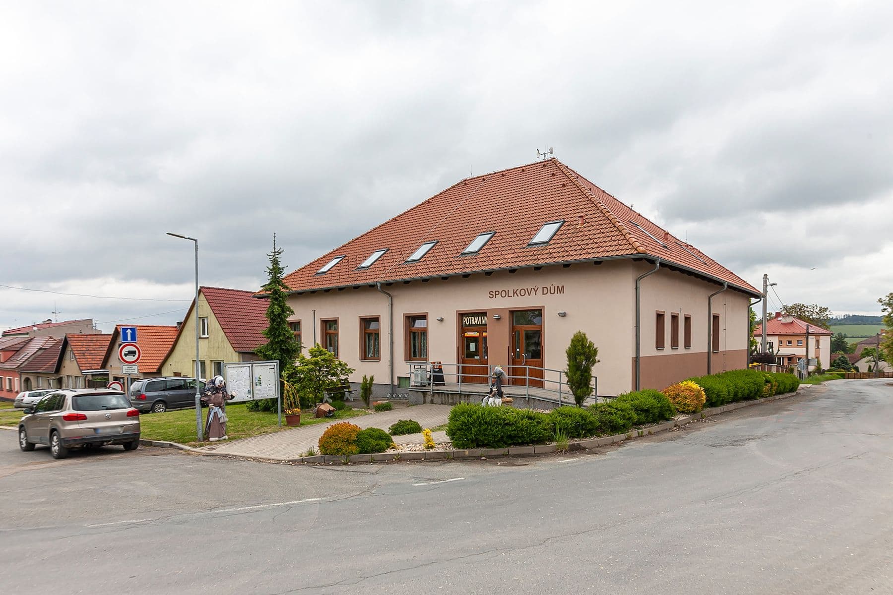 Prodej domu 200 m², pozemek 383 m², Pravonín, Středočeský kraj Prodej domu 200 m², pozemek 383 m², Pravonín, Středočeský kraj