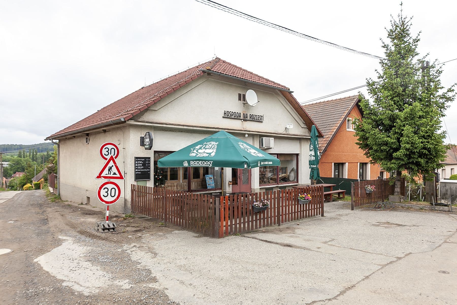 Prodej domu 200 m², pozemek 383 m², Pravonín, Středočeský kraj Prodej domu 200 m², pozemek 383 m², Pravonín, Středočeský kraj