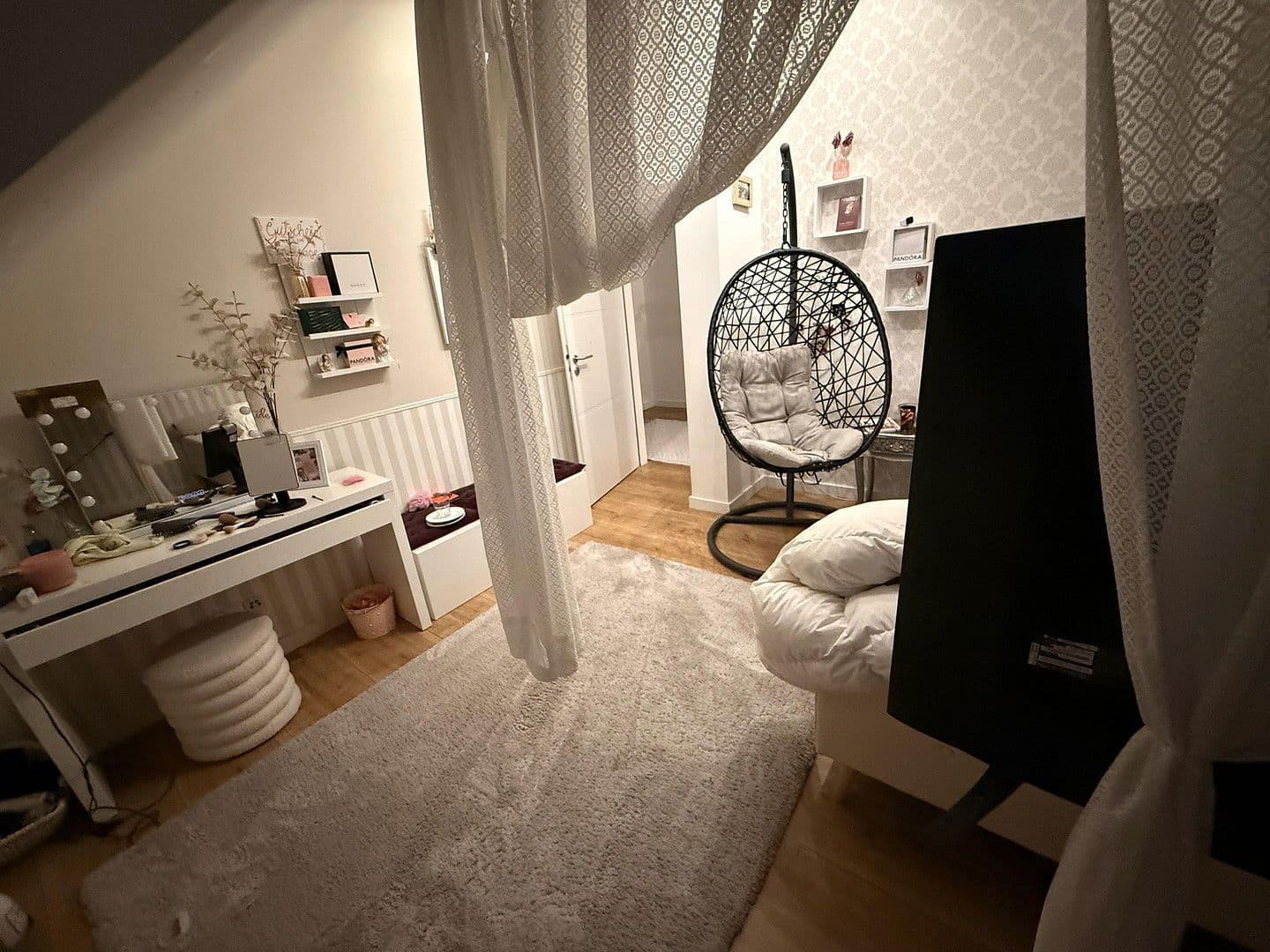 Prodej bytu 4+1 98 m², Solingen, Severní Porýní-Vestfálsko Prodej bytu 4+1 98 m², Solingen, Severní Porýní-Vestfálsko