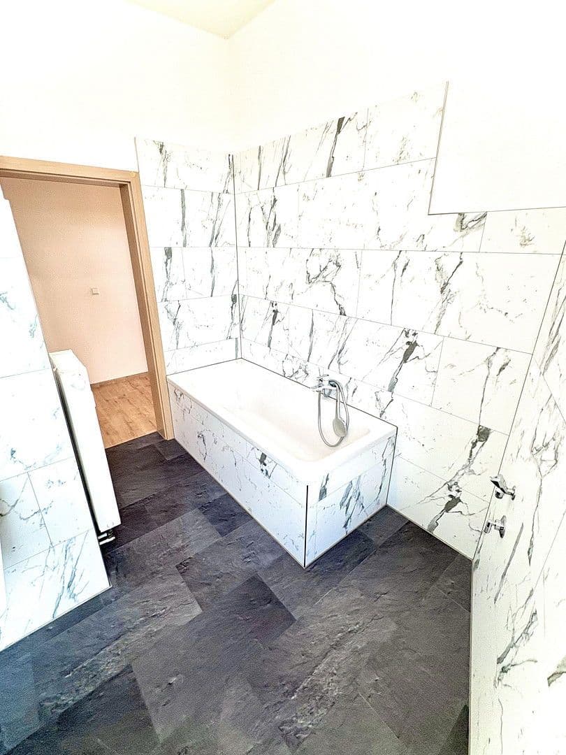 Pronájem bytu 4+1 105 m², Wurzen, Sasko Pronájem bytu 4+1 105 m², Wurzen, Sasko