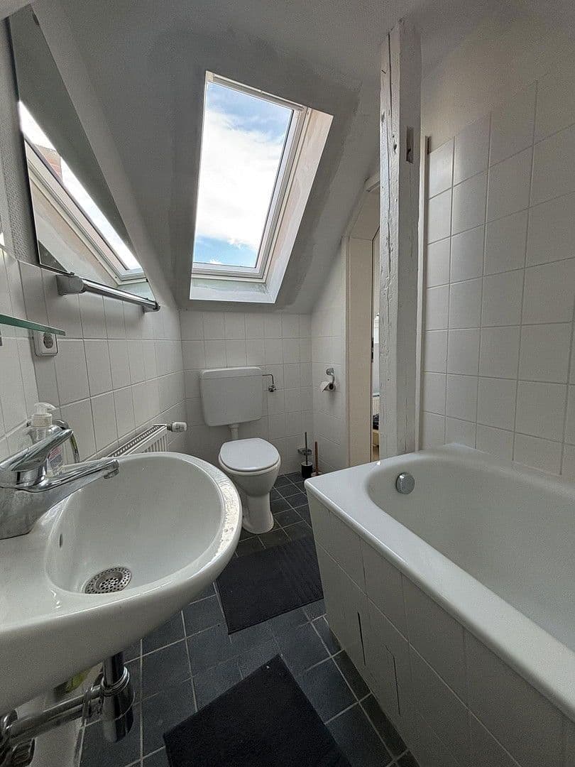 Prodej bytu 3+1 112 m², Stolzestraße 41, Hannover, Dolní Sasko Prodej bytu 3+1 112 m², Stolzestraße 41, Hannover, Dolní Sasko