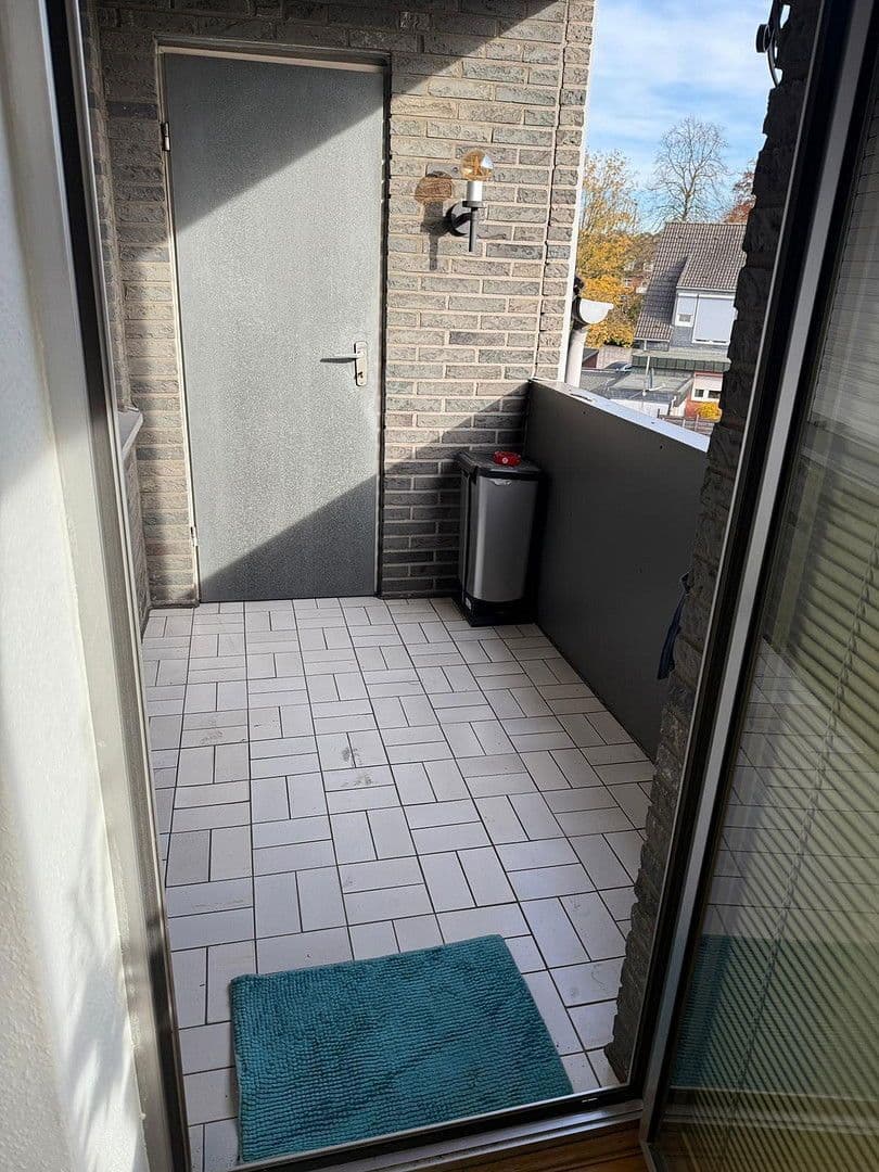 Pronájem bytu 3+kk 97 m², Oberhausen, Severní Porýní-Vestfálsko Pronájem bytu 3+kk 97 m², Oberhausen, Severní Porýní-Vestfálsko