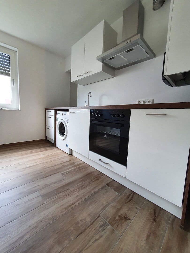 Prodej bytu 2+1 50 m², Frankfurt, Hessen Prodej bytu 2+1 50 m², Frankfurt, Hessen