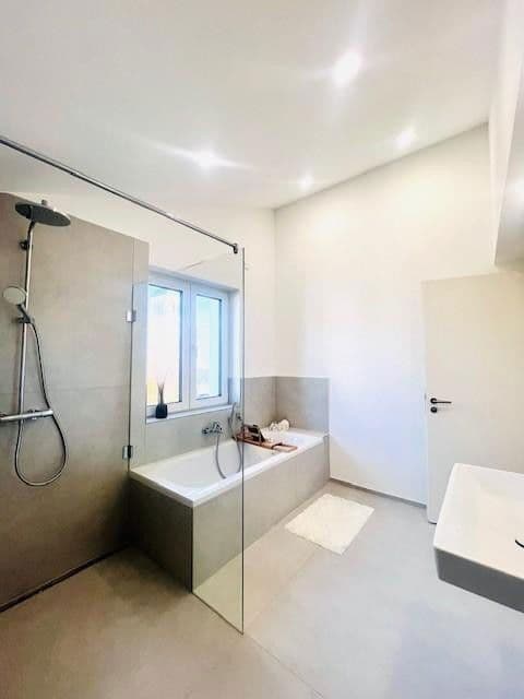 Prodej bytu 3+1 75 m², August-Herber-Straße 27, Mainz, Porýní-Falc Prodej bytu 3+1 75 m², August-Herber-Straße 27, Mainz, Porýní-Falc