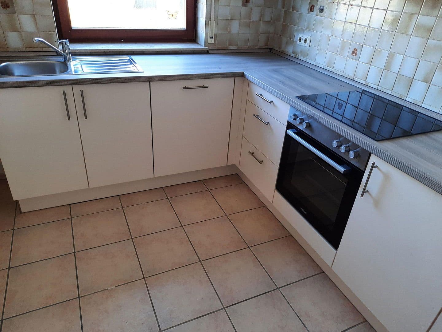 Prodej bytu 3+1 80 m², Öhringen, Bádensko-Württembersko Prodej bytu 3+1 80 m², Öhringen, Bádensko-Württembersko