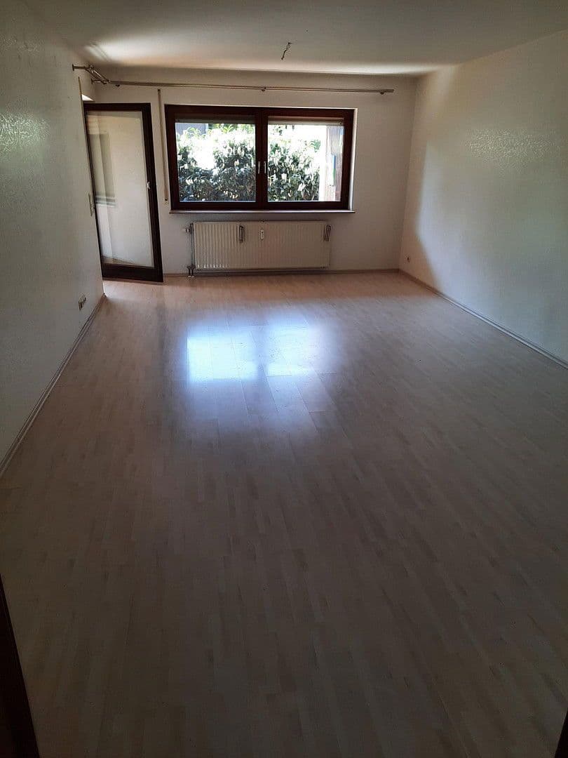 Prodej bytu 3+1 80 m², Öhringen, Bádensko-Württembersko Prodej bytu 3+1 80 m², Öhringen, Bádensko-Württembersko