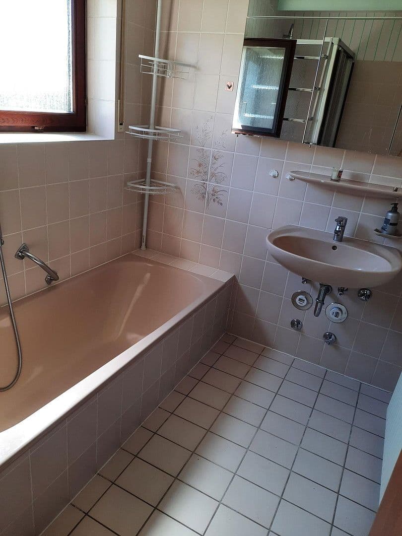 Prodej bytu 3+1 80 m², Öhringen, Bádensko-Württembersko Prodej bytu 3+1 80 m², Öhringen, Bádensko-Württembersko