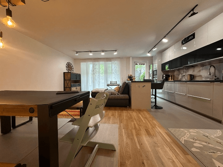 Pronájem bytu 3+1 92 m², Neuenhainer Str. 13, Frankfurt am Main, Hessen Pronájem bytu 3+1 92 m², Neuenhainer Str. 13, Frankfurt am Main, Hessen