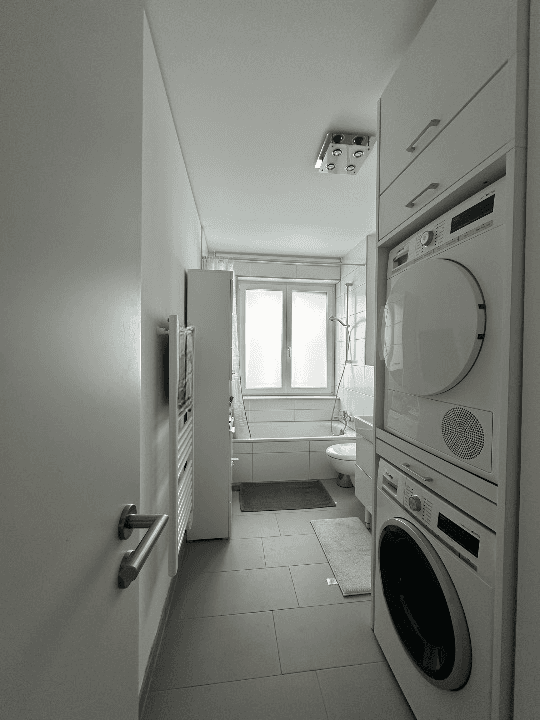 Pronájem bytu 3+1 92 m², Neuenhainer Str. 13, Frankfurt am Main, Hessen Pronájem bytu 3+1 92 m², Neuenhainer Str. 13, Frankfurt am Main, Hessen