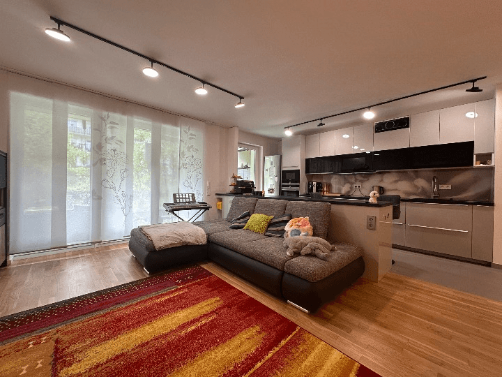 Pronájem bytu 3+1 92 m², Neuenhainer Str. 13, Frankfurt am Main, Hessen Pronájem bytu 3+1 92 m², Neuenhainer Str. 13, Frankfurt am Main, Hessen