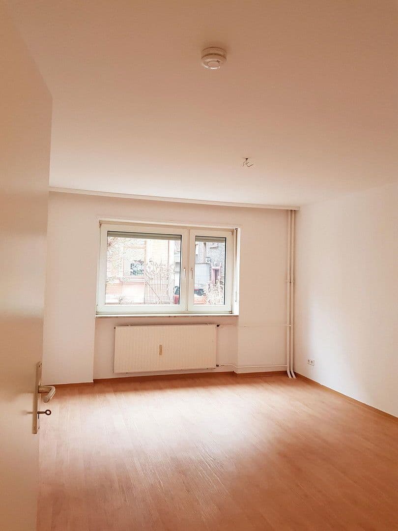 Pronájem bytu 2+1 59 m², Ludwigshafen, Porýní-Falc Pronájem bytu 2+1 59 m², Ludwigshafen, Porýní-Falc