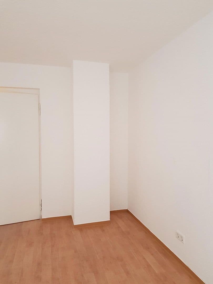 Pronájem bytu 2+1 59 m², Ludwigshafen, Porýní-Falc Pronájem bytu 2+1 59 m², Ludwigshafen, Porýní-Falc