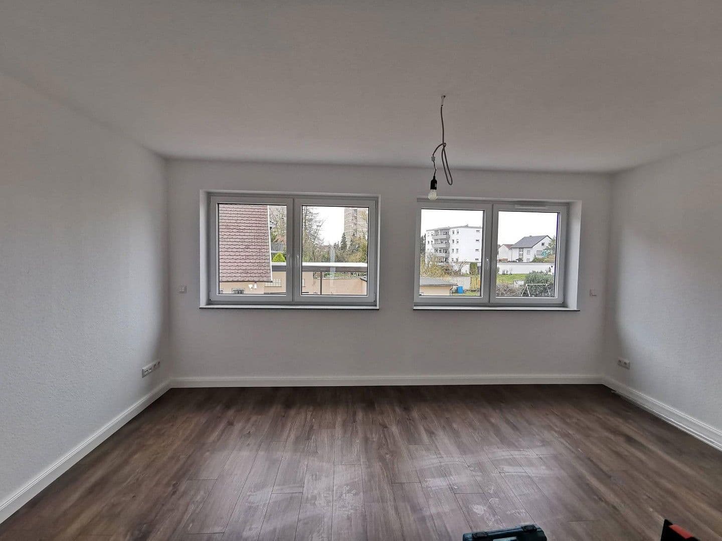 Pronájem domu 124 m², pozemek 122 m², Friedlandstraße 4, Rodgau, Hessen Pronájem domu 124 m², pozemek 122 m², Friedlandstraße 4, Rodgau, Hessen