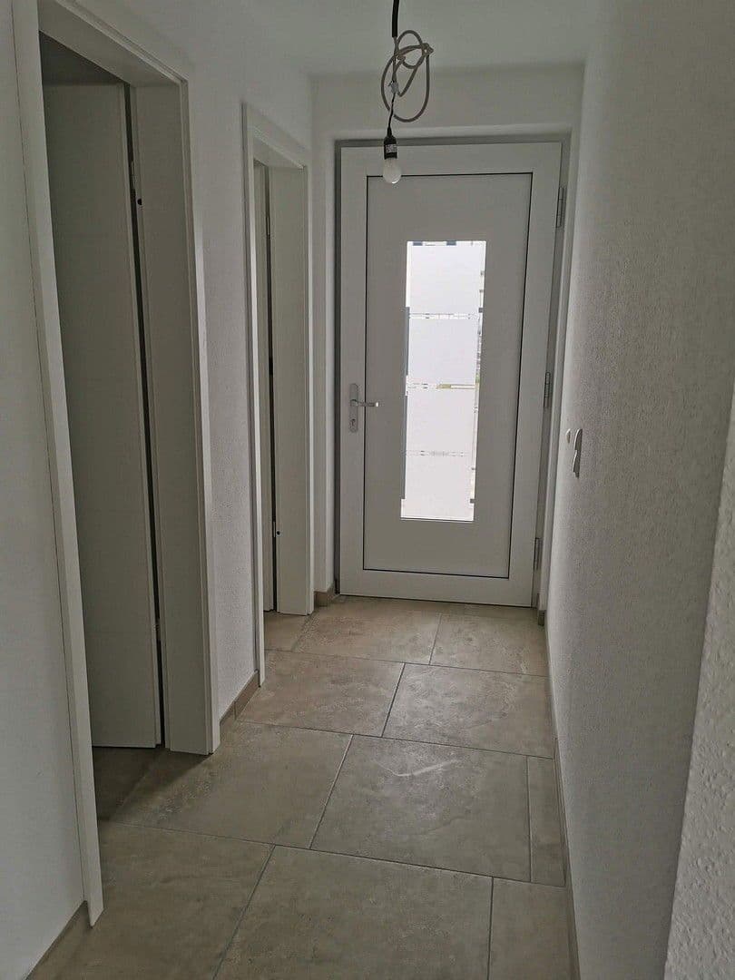 Pronájem domu 124 m², pozemek 122 m², Friedlandstraße 4, Rodgau, Hessen Pronájem domu 124 m², pozemek 122 m², Friedlandstraße 4, Rodgau, Hessen