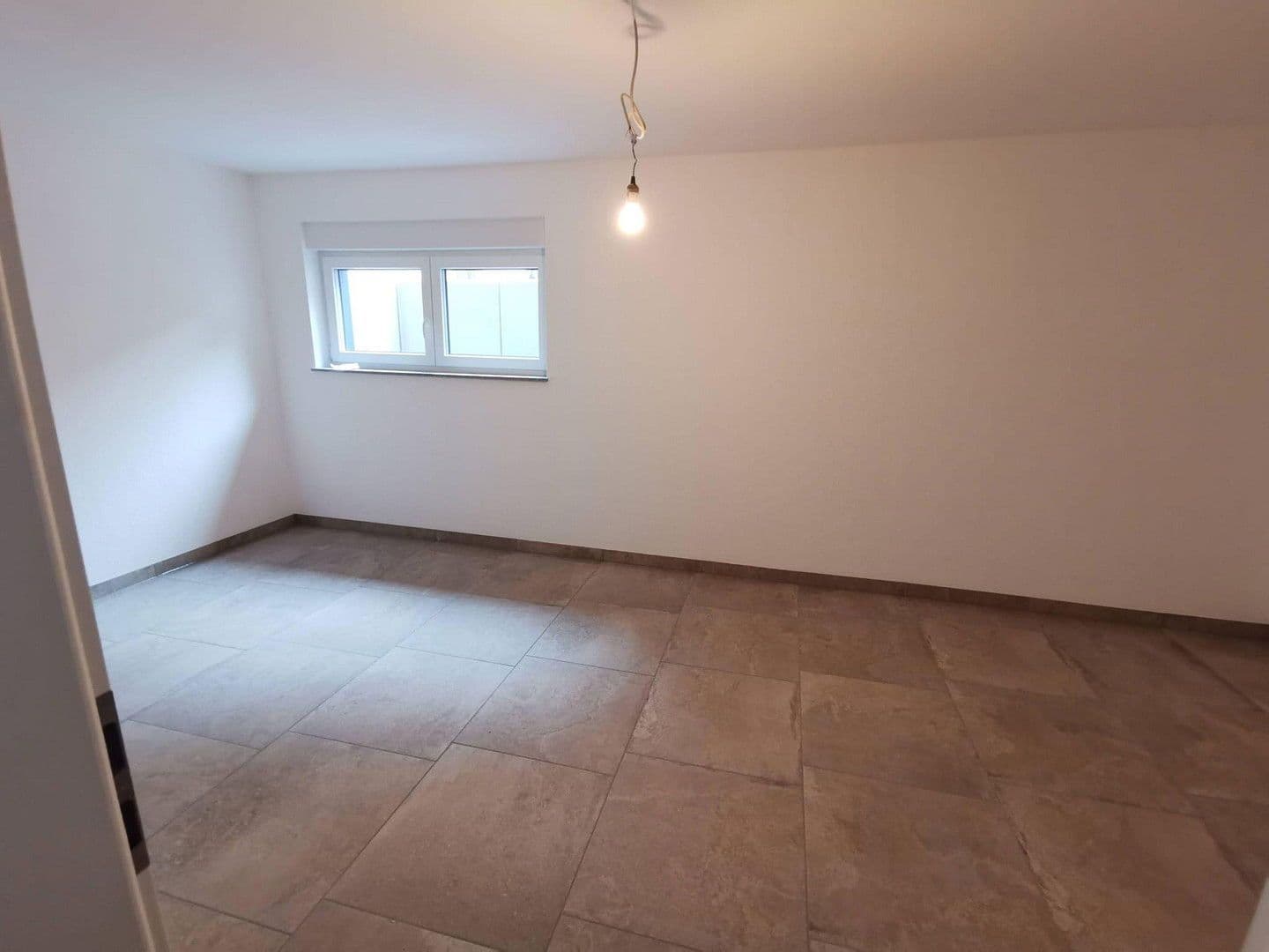 Pronájem domu 124 m², pozemek 122 m², Friedlandstraße 4, Rodgau, Hessen Pronájem domu 124 m², pozemek 122 m², Friedlandstraße 4, Rodgau, Hessen