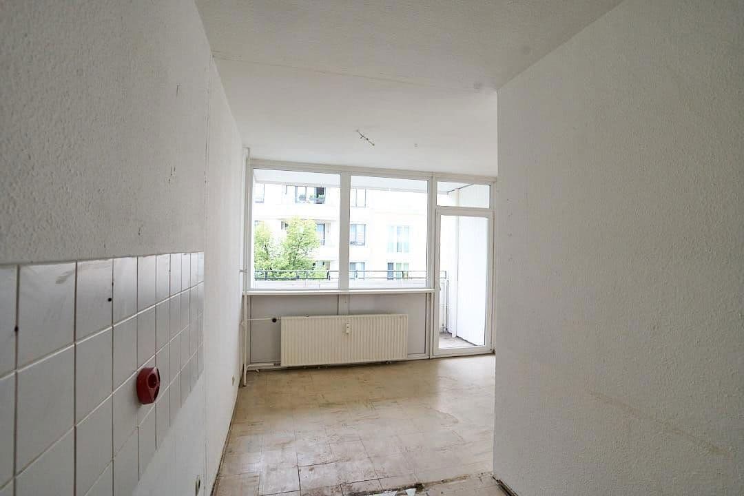 Prodej bytu 2+1 68 m², Karlsruher Str. 14, Berlin, Berlín Prodej bytu 2+1 68 m², Karlsruher Str. 14, Berlin, Berlín