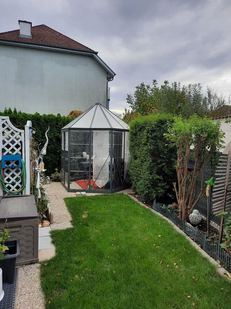 Pronájem bytu 2+1 55 m², Vogelweidgasse 38/4/2, Tulln an der Donau, Dolní Rakousko Pronájem bytu 2+1 55 m², Vogelweidgasse 38/4/2, Tulln an der Donau, Dolní Rakousko