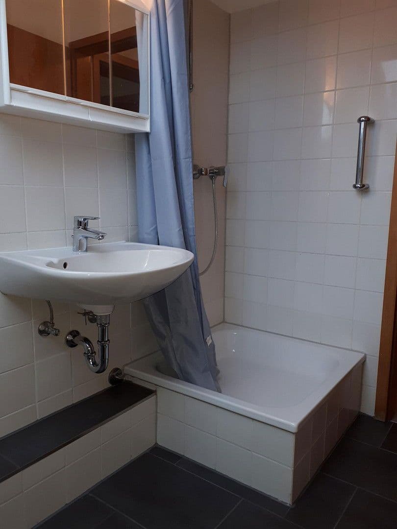 Pronájem bytu 1+1 22 m², Kl. Klosterkoppel 2, Lübeck, Šlesvicko-Holštýnsko Pronájem bytu 1+1 22 m², Kl. Klosterkoppel 2, Lübeck, Šlesvicko-Holštýnsko