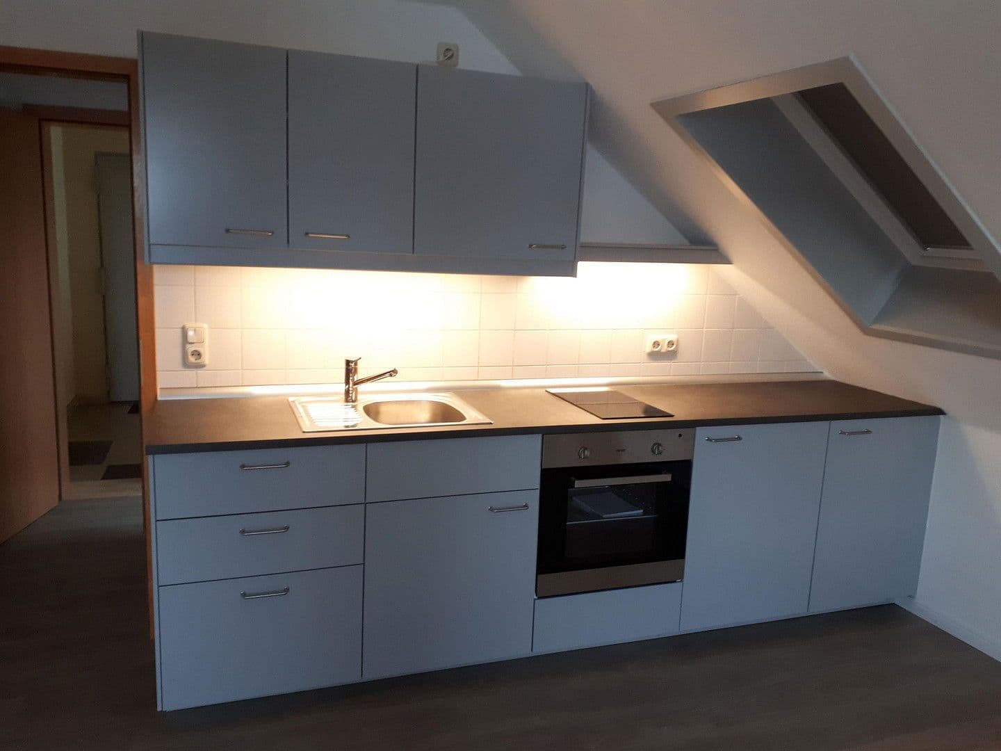 Pronájem bytu 1+1 22 m², Kl. Klosterkoppel 2, Lübeck, Šlesvicko-Holštýnsko Pronájem bytu 1+1 22 m², Kl. Klosterkoppel 2, Lübeck, Šlesvicko-Holštýnsko