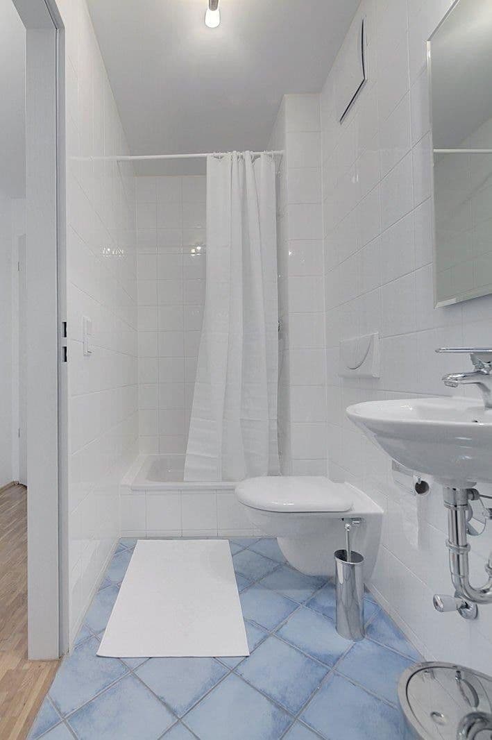 Pronájem bytu 3+1 88 m², St. Cajetan Str. 29, München, Bavorsko Pronájem bytu 3+1 88 m², St. Cajetan Str. 29, München, Bavorsko