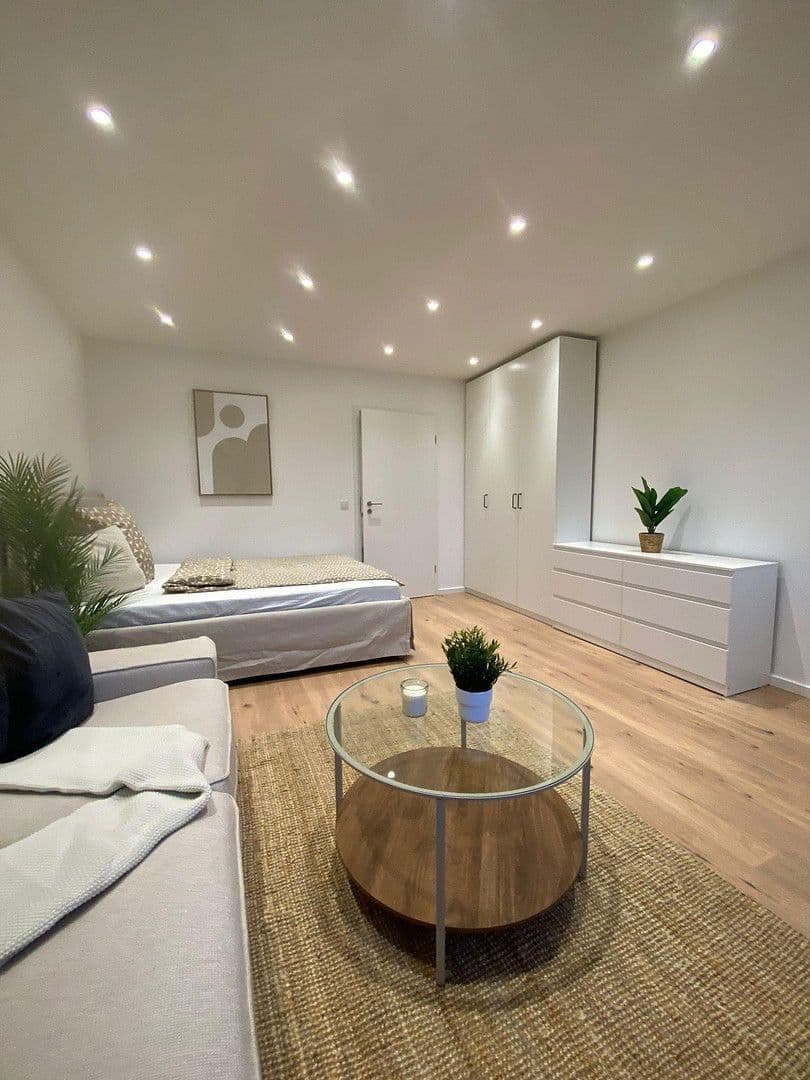 Pronájem bytu 80 m², Dachauerstraße 419, München, Bavorsko Pronájem bytu 80 m², Dachauerstraße 419, München, Bavorsko