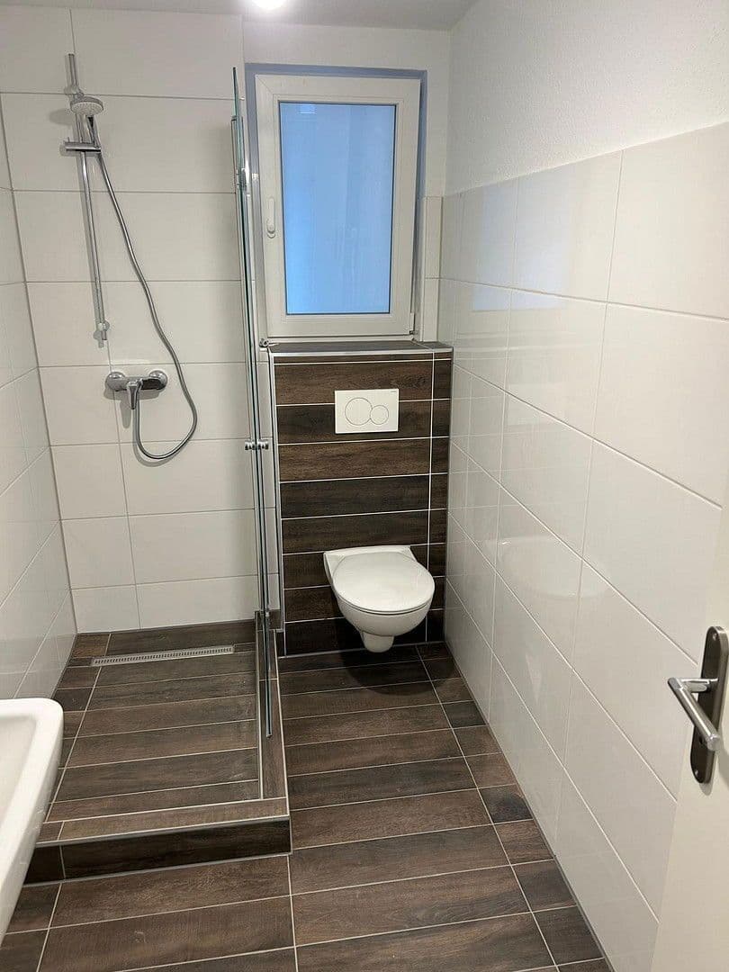 Pronájem bytu 3+1 110 m², Friedrich-Ebert-Strasse 41, Weiterstadt, Hessen Pronájem bytu 3+1 110 m², Friedrich-Ebert-Strasse 41, Weiterstadt, Hessen