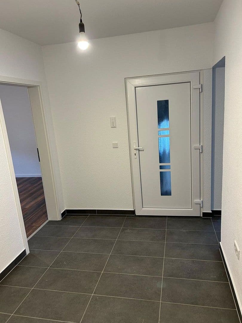 Pronájem bytu 3+1 110 m², Friedrich-Ebert-Strasse 41, Weiterstadt, Hessen Pronájem bytu 3+1 110 m², Friedrich-Ebert-Strasse 41, Weiterstadt, Hessen