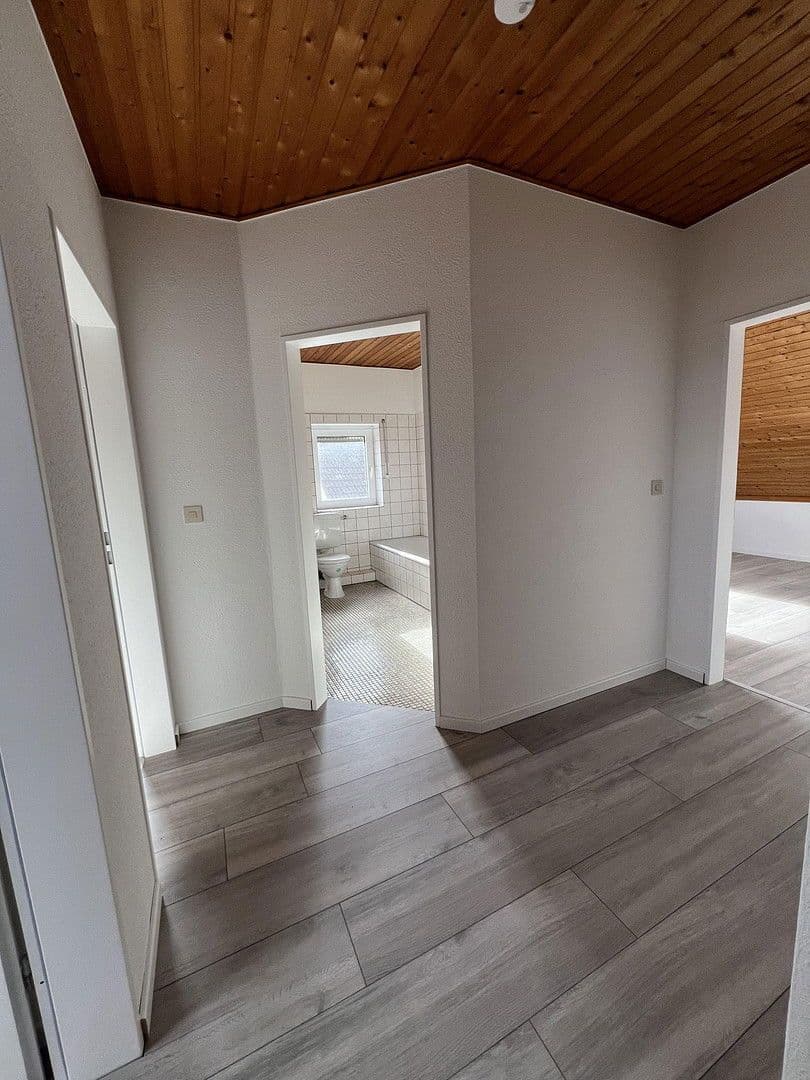 Pronájem bytu 3+1 77 m², Hubertusweg 3, Paderborn, Severní Porýní-Vestfálsko Pronájem bytu 3+1 77 m², Hubertusweg 3, Paderborn, Severní Porýní-Vestfálsko