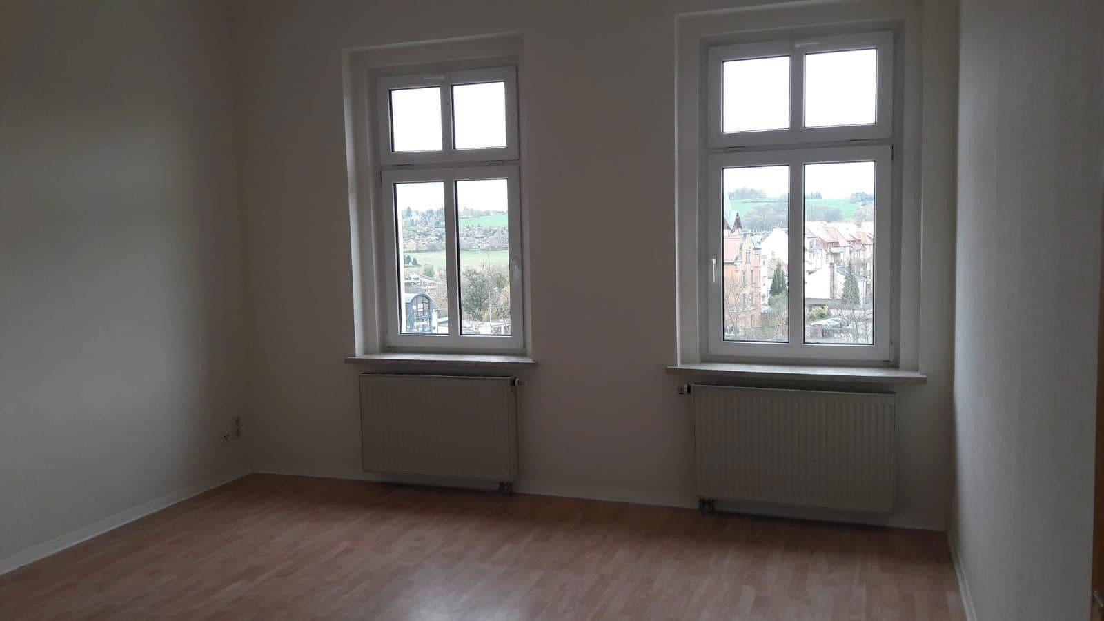 Pronájem bytu 2+1 55 m², Pestalozzistraße 16, Plauen, Sasko Pronájem bytu 2+1 55 m², Pestalozzistraße 16, Plauen, Sasko
