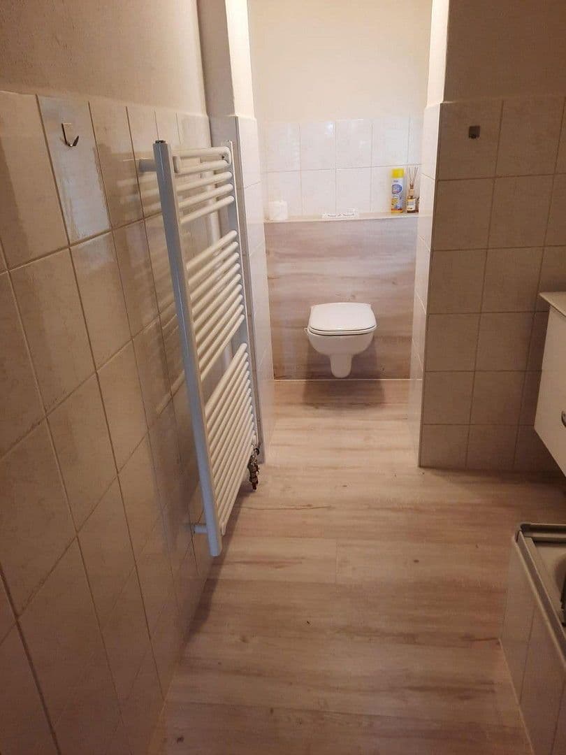 Pronájem bytu 2+1 55 m², Pestalozzistraße 16, Plauen, Sasko Pronájem bytu 2+1 55 m², Pestalozzistraße 16, Plauen, Sasko