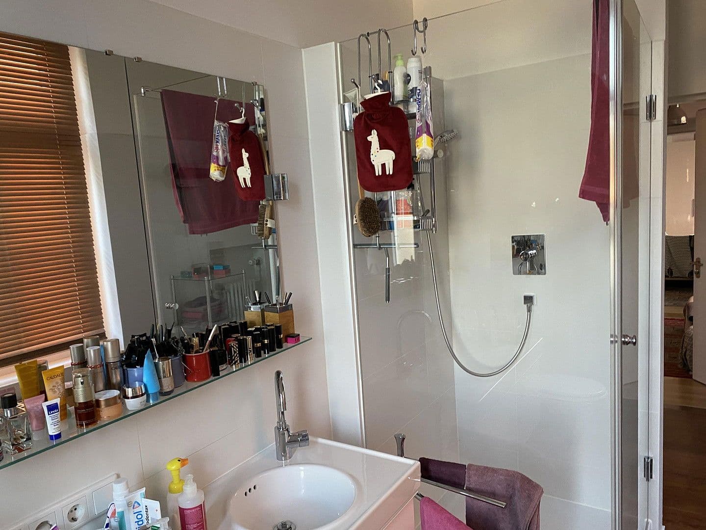 Pronájem bytu 3+1 100 m², Döllgaststraße 6, Augsburg, Bavorsko Pronájem bytu 3+1 100 m², Döllgaststraße 6, Augsburg, Bavorsko