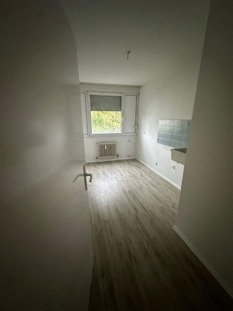 Pronájem bytu 3+kk 77 m², Moselstraße 1, Dormagen, Severní Porýní-Vestfálsko Pronájem bytu 3+kk 77 m², Moselstraße 1, Dormagen, Severní Porýní-Vestfálsko