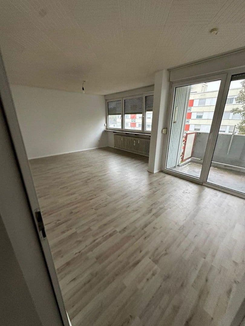 Pronájem bytu 3+kk 77 m², Moselstraße 1, Dormagen, Severní Porýní-Vestfálsko Pronájem bytu 3+kk 77 m², Moselstraße 1, Dormagen, Severní Porýní-Vestfálsko