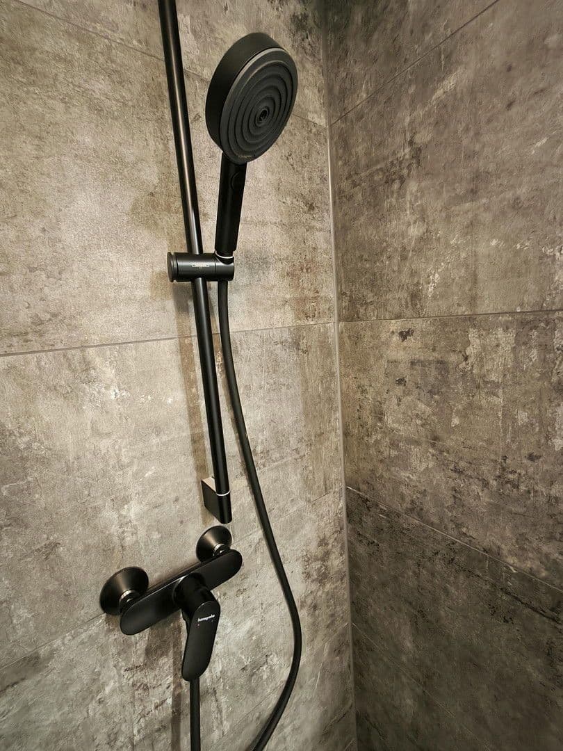 Pronájem bytu 1+1 44 m², Hubertusweg 13, Neuss, Severní Porýní-Vestfálsko Pronájem bytu 1+1 44 m², Hubertusweg 13, Neuss, Severní Porýní-Vestfálsko