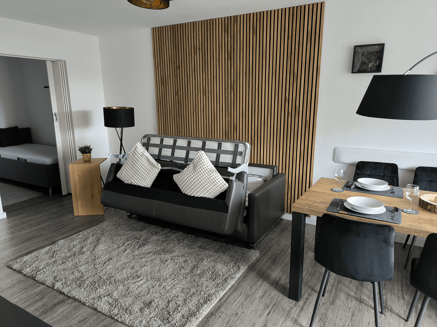 Pronájem bytu 1+1 44 m², Hubertusweg 13, Neuss, Severní Porýní-Vestfálsko Pronájem bytu 1+1 44 m², Hubertusweg 13, Neuss, Severní Porýní-Vestfálsko