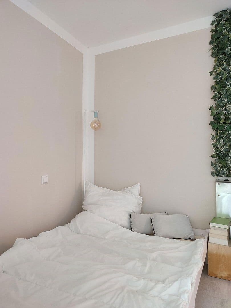 Pronájem bytu 1+1 30 m², Mainstraße 47, Stuttgart, Bádensko-Württembersko Pronájem bytu 1+1 30 m², Mainstraße 47, Stuttgart, Bádensko-Württembersko