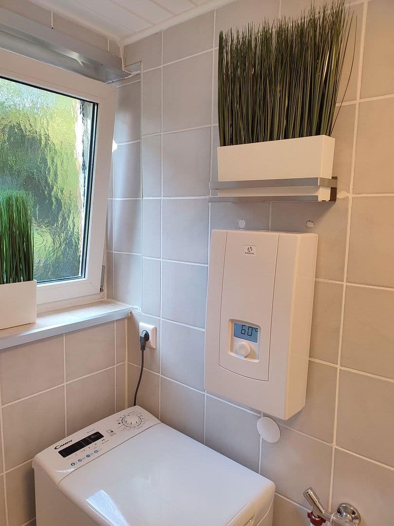 Pronájem bytu 1+1 30 m², Mainstraße 47, Stuttgart, Bádensko-Württembersko Pronájem bytu 1+1 30 m², Mainstraße 47, Stuttgart, Bádensko-Württembersko