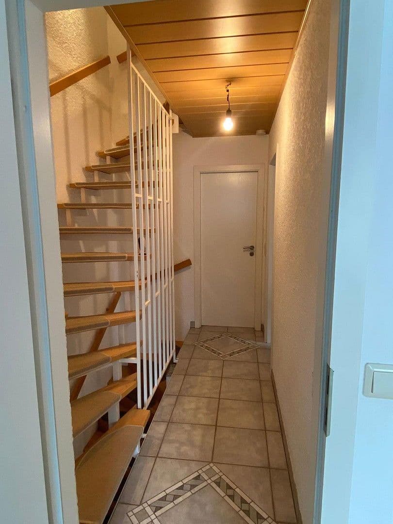 Prodej domu 120 m², pozemek 246 m², Hochheim, Hessen Prodej domu 120 m², pozemek 246 m², Hochheim, Hessen