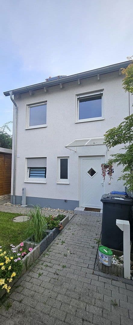 Prodej domu 120 m², pozemek 246 m², Hochheim, Hessen Prodej domu 120 m², pozemek 246 m², Hochheim, Hessen